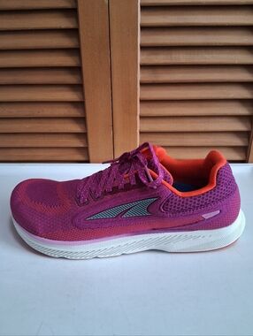Altra Women Escalante 3 Fuchsia / Mint Zero-Drop Women's Running Shoe Size: 9.5